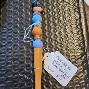 Doorables alice in wonderland pen #40